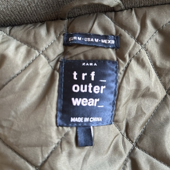 Comfy olive green puffer coat - Picture 4 of 4